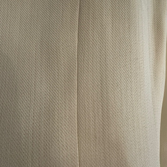 A GIORGIO ARMANI WHITE JDOUBLE BREASTED JACKET - Picture 5 of 7